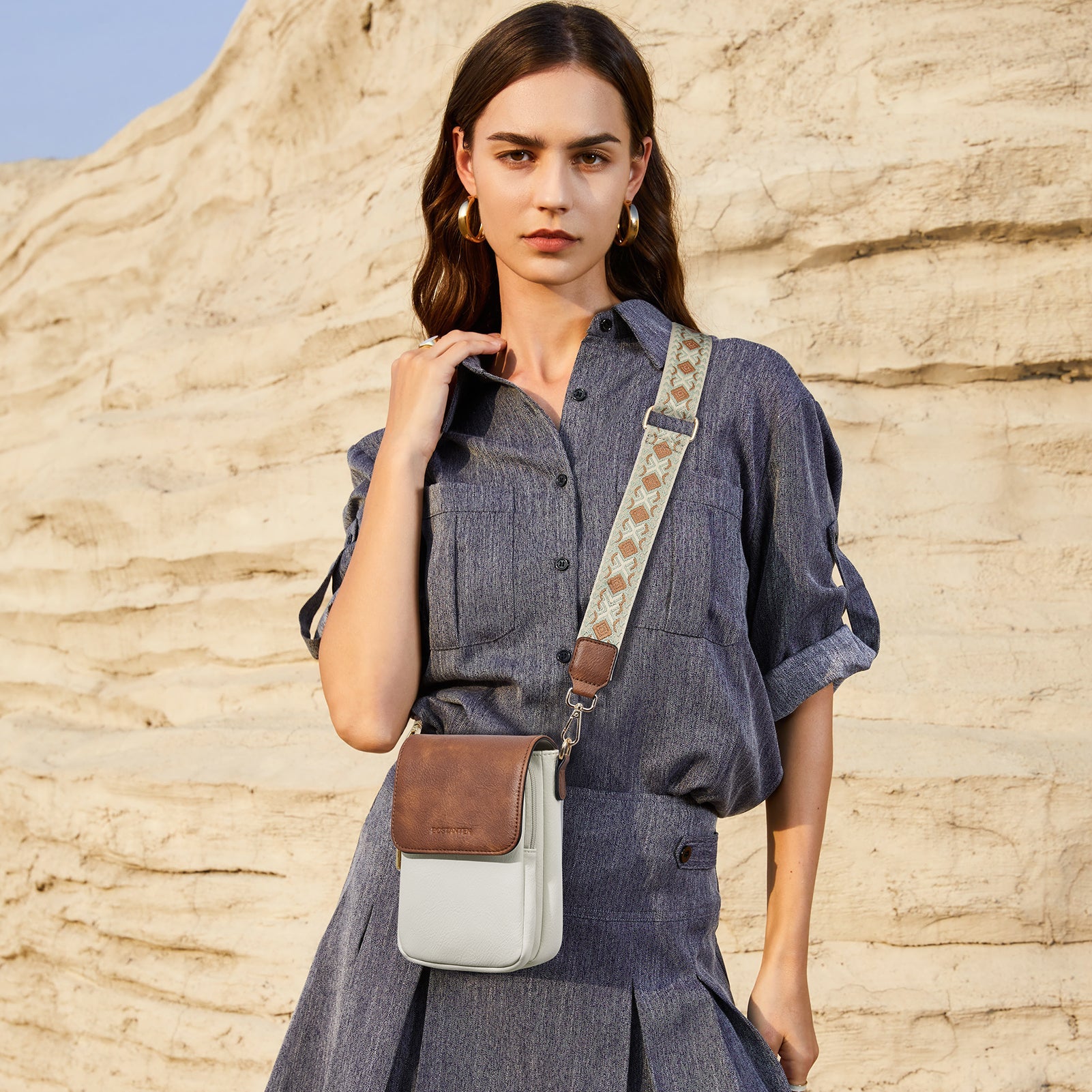 Phone Crossbody Bag – Diamond Pattern Strap
