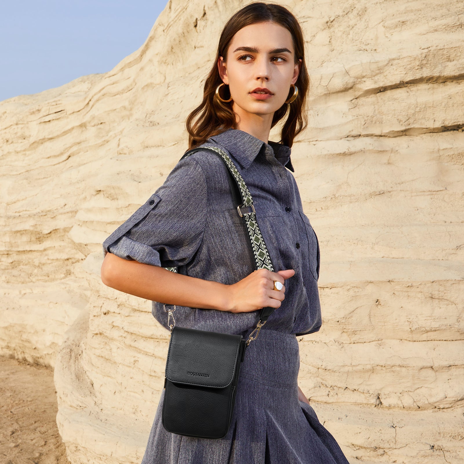 Phone Crossbody Bag – Diamond Pattern Strap