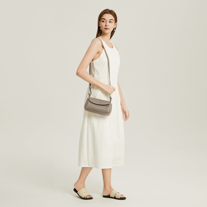 [Gracie Bag] BOSTANTEN Crossbody Bag Women's Zenith – Pillow-Shaped, Large Capacity